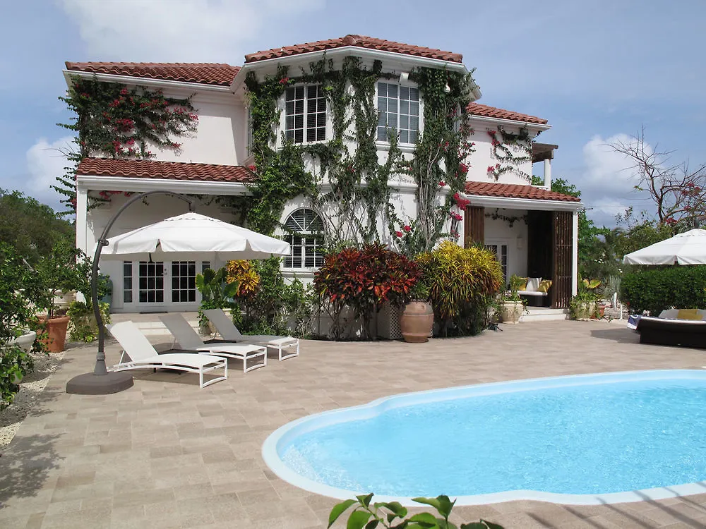 ****  Le Soleil D'Or Hotel West End Ilhas Cayman