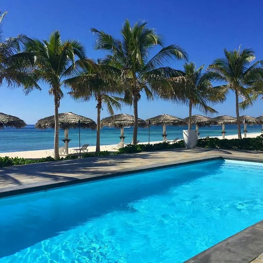 Le Soleil D'Or Hotel West End 4*,  Ilhas Cayman